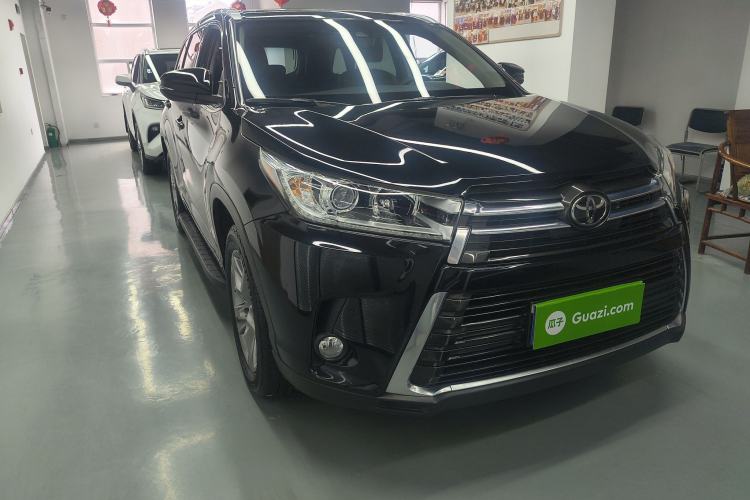 Toyota Highlander 2018 — 3