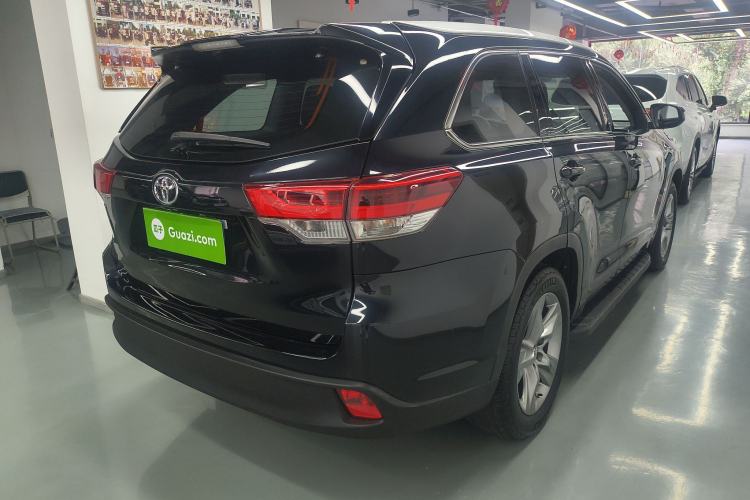 Toyota Highlander 2018 — 4