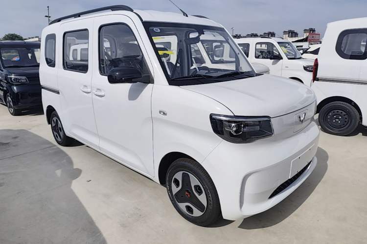 Wuling Zhiguang 2025 — 3