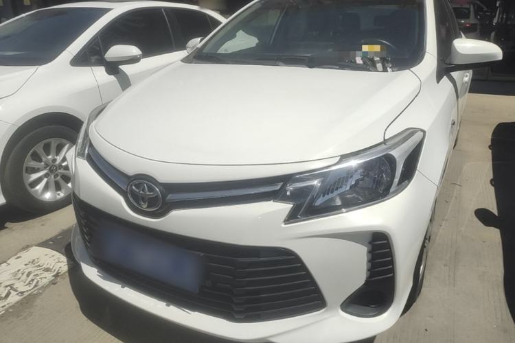 Toyota Yaris 2021 — 2