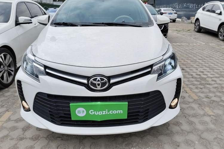 Toyota Yaris 2021 — 2