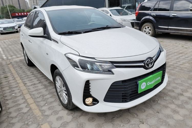 Toyota Yaris 2021 — 3