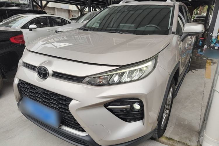 Toyota RAV4 2020 — фото 1