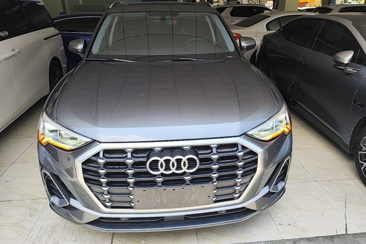 Audi Q3 2020 — 2
