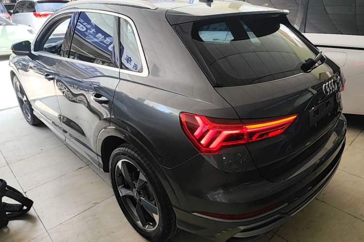 Audi Q3 2020 — 4