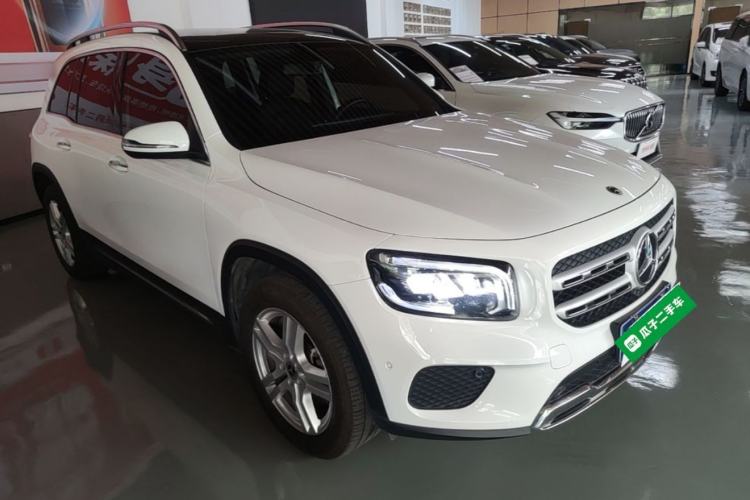 Mercedes-Benz GLB 220 2023 — 3