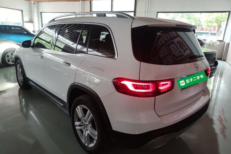 Mercedes-Benz GLB 220 2023 — 4
