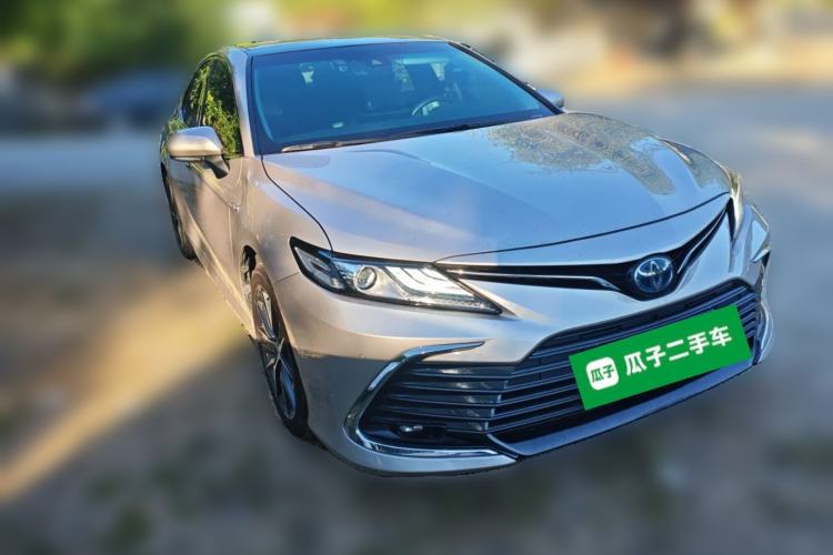 Toyota Camry 2021 — фото 3