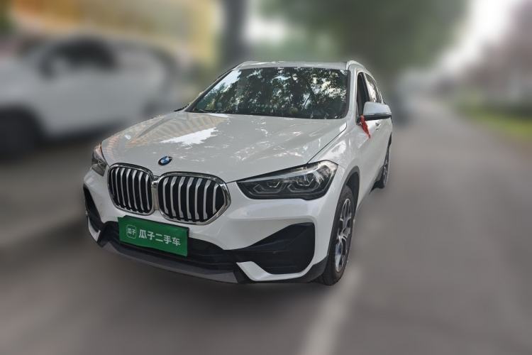 BMW X1 2020 — фото 1