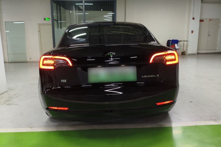 Tesla Model 3 2021 — 5