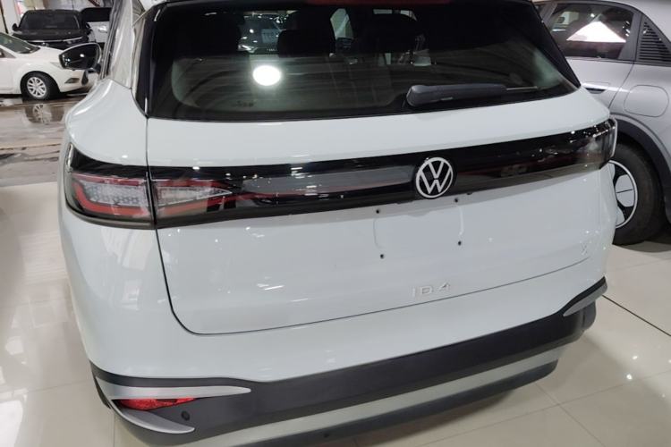 Volkswagen ID.4 X 2023 — 5