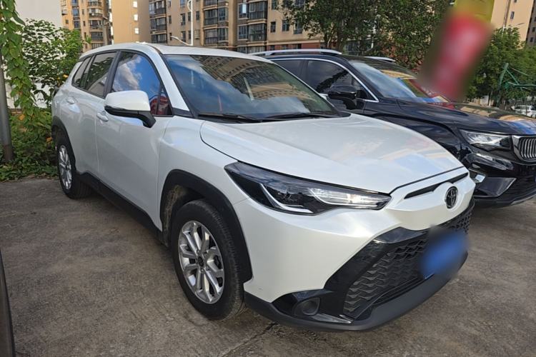 Toyota Corolla Cross 2023 — фото 3