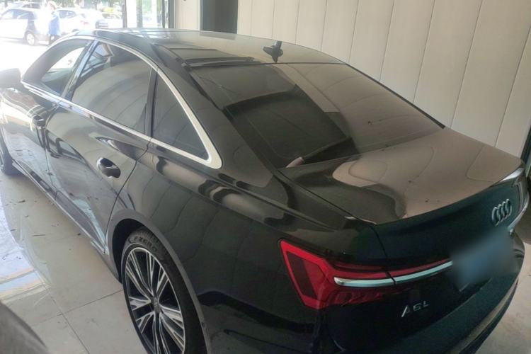 Audi A6L 2021 — 4