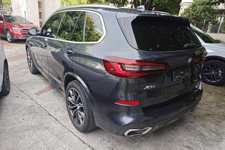 BMW x5 2021 — фото 4