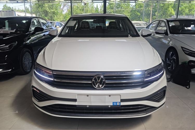 Volkswagen Bora 2026 — 2