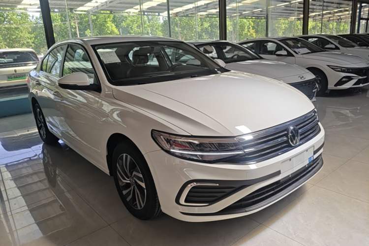 Volkswagen Bora 2026 — 3
