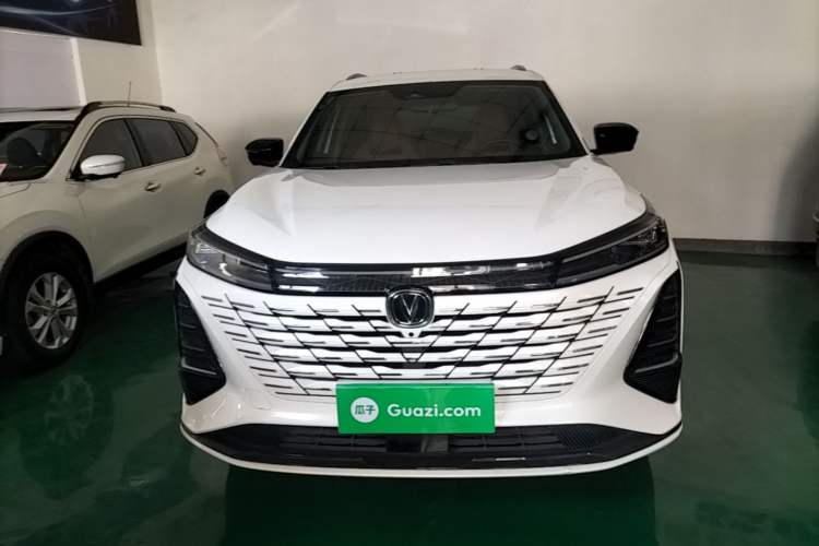 ChangAn CS75 PLUS 2024 — фото 2