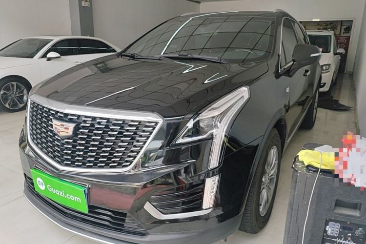 Cadillac XT5 2021 — фото 1