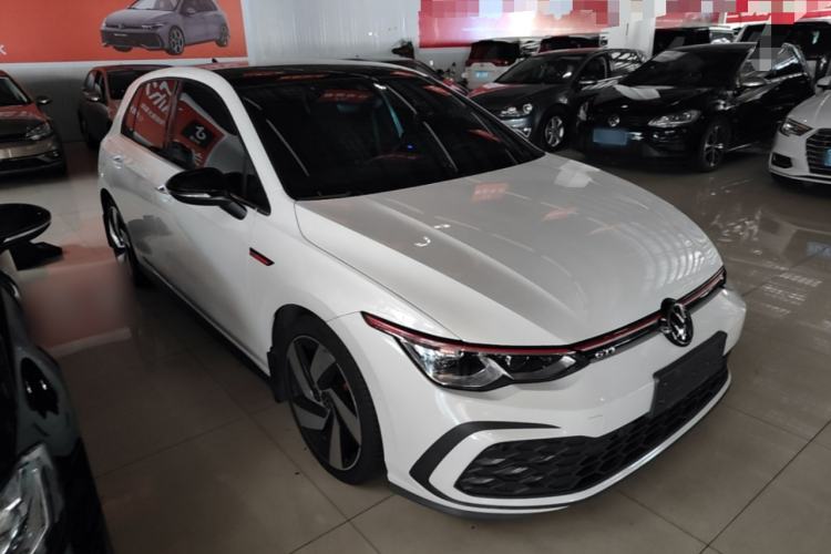 Volkswagen Golf GTI 2023 — 3