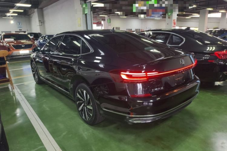 Volkswagen Passat 2022 — 4