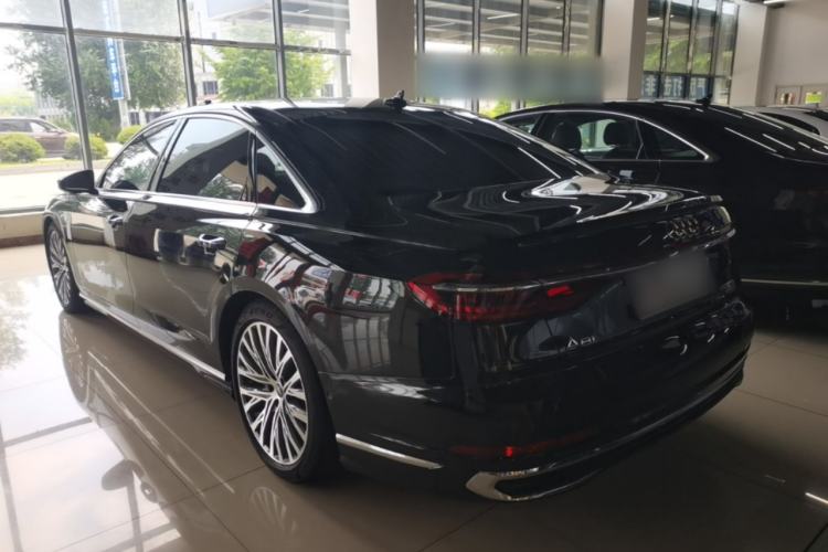 Audi A8 2024 — 4