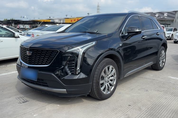 Cadillac XT4 2021 — фото 1