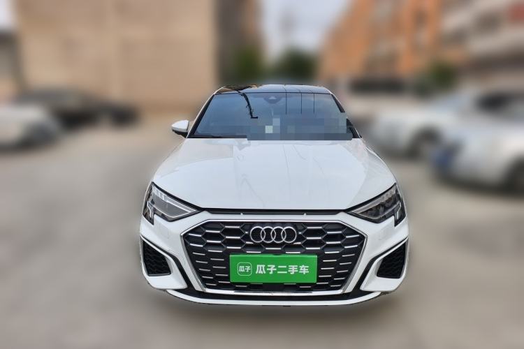 Audi A3L 2023 — фото 2
