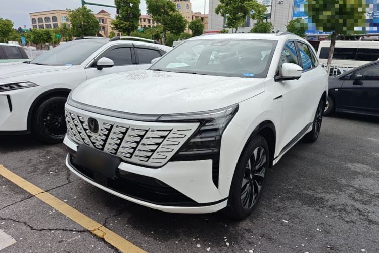 ChangAn CS75 PLUS 2025 — фото 1