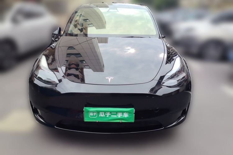 Tesla Model Y 2022 — 2