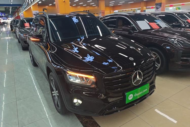 Mercedes-Benz GLB 220 2024 — 3