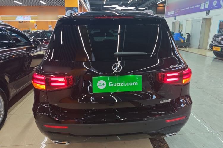 Mercedes-Benz GLB 220 2024 — 5