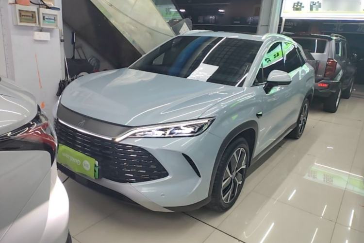 BYD Song L DM-i 2025 — фото 1