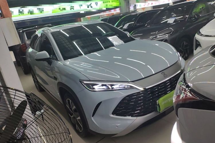 BYD Song L DM-i 2025 — фото 3