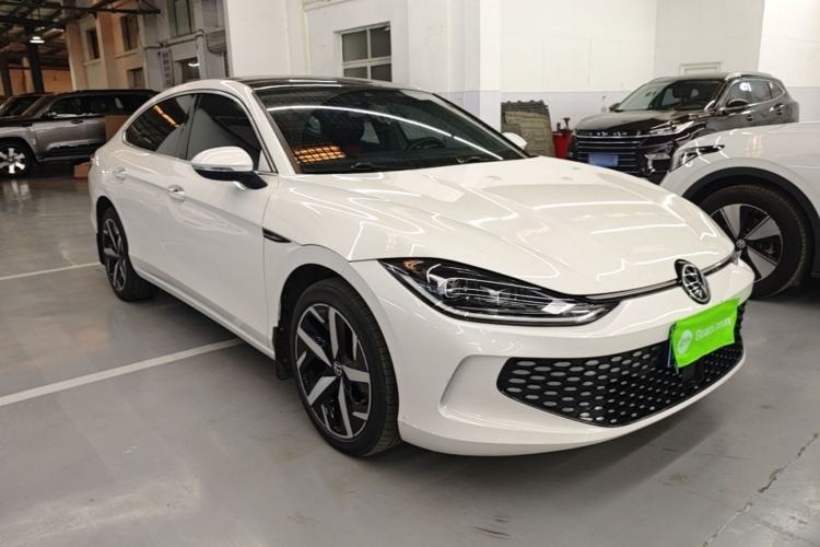 Volkswagen Lamando 2023 — 3