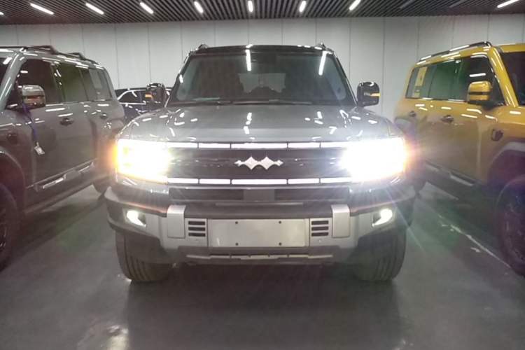 Fangchengbao Leopard 5 2023 — 2