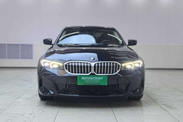 BMW 320Li 2023 — 3