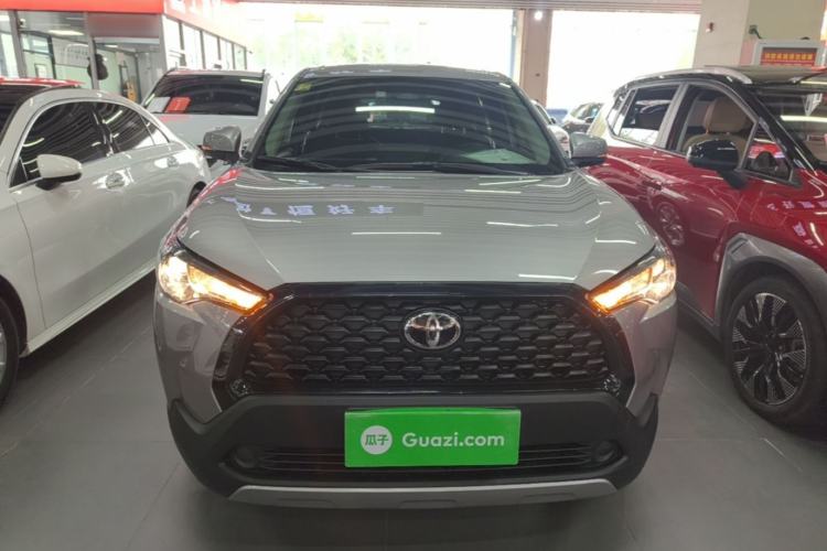 Toyota Corolla Cross 2024 — 2