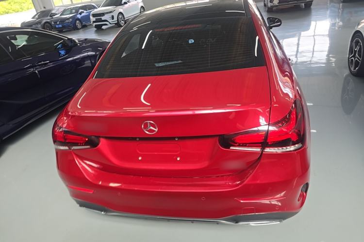 Mercedes-Benz A 200 L 2021 — фото 5