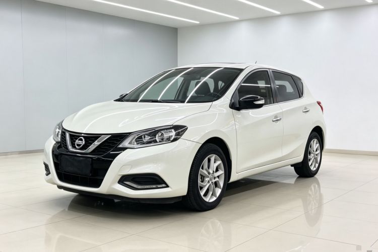 Nissan Tiida 2021 — фото 1
