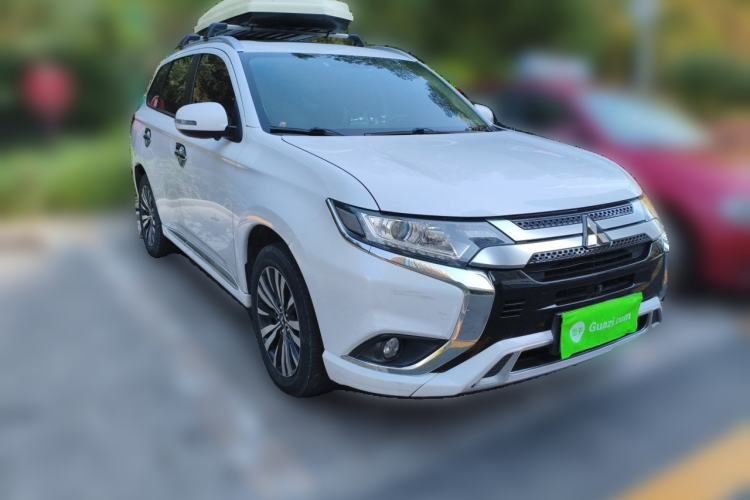Mitsubishi outlander 2020 — фото 3