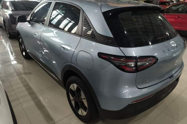 Geely Galaxy Geome 2025 — фото 4