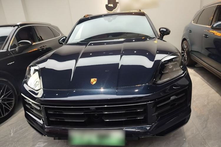 Porsche Cayenne 2024 — 2