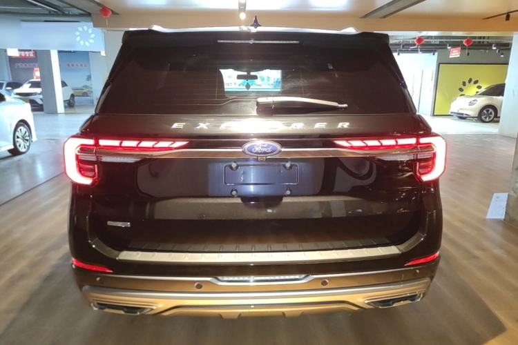Ford Explorer 2023 — 5