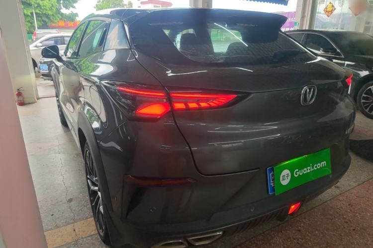 ChangAn UNI-T 2022 — 4