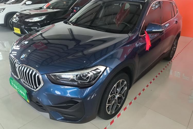 BMW X1 2021 — фото 1