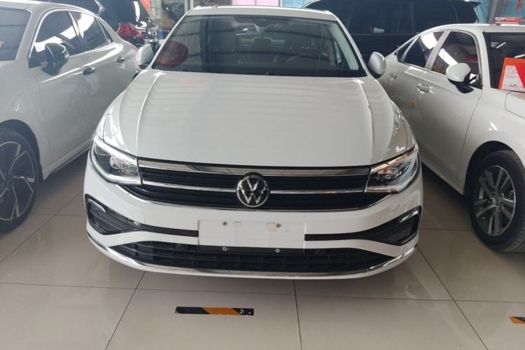 Volkswagen Bora 2023 — 2