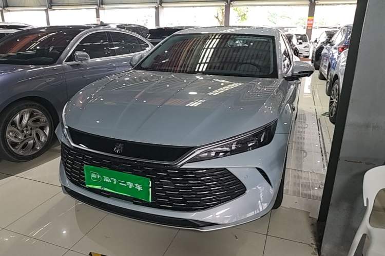 BYD Qin L 2025 — фото 1