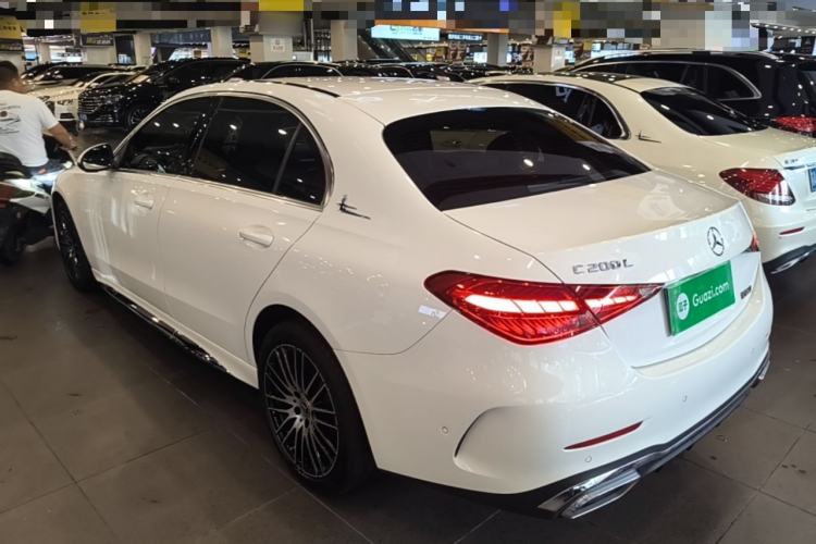 Mercedes-Benz C 200 L 2024 — 4