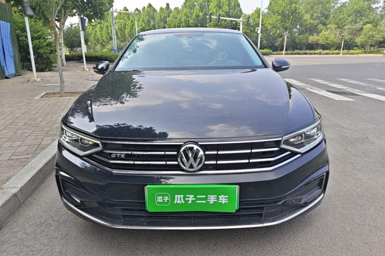 Volkswagen magotan gte plug in hybrid 2020 — фото 2