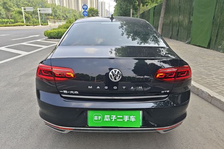 Volkswagen magotan gte plug in hybrid 2020 — фото 5